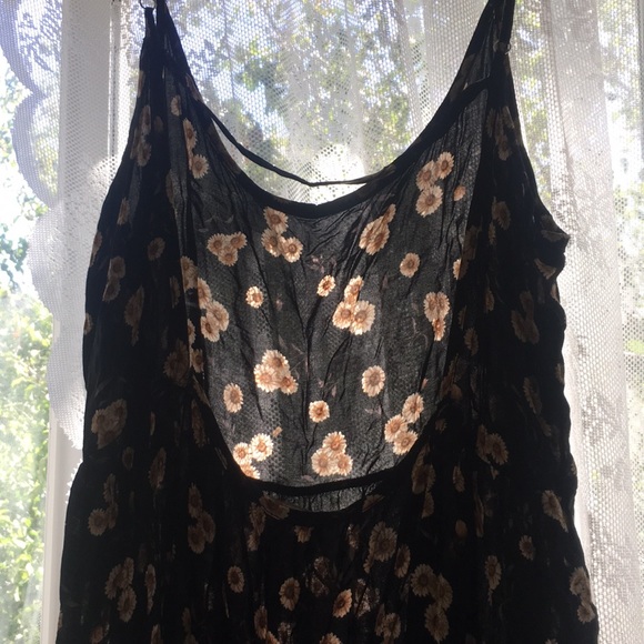 Brandy Melville Dress - Picture 2 of 4
